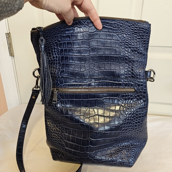 Patricia Nash Navy Croc Leather Luzille Backpack Crossbody Bag Studded Purse - Picture 6 of 9